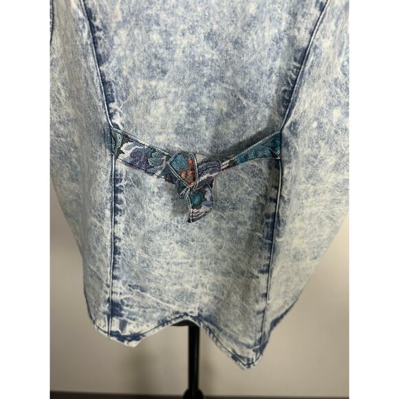 VNT Take Nine Maternity Wear Tabatha style denim floral vest Size L Womens Blue - Picture 9 of 12